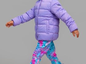 Куртка текстильная с полиуретановым покрытием для девочек