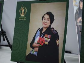 В Якутске открылась фотовыставка «Семьи героев»