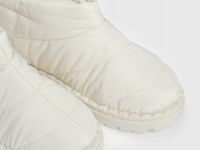 Сапоги-дутики, Белый