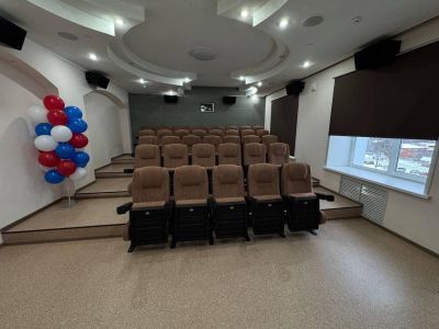 Сюмсинский кинозал «Мир»