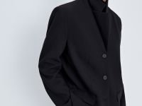 Однобортный жакет полуприлегающего силуэта