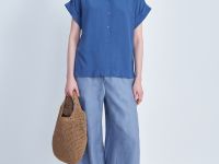 Блузка с коротким рукавом и отложным воротником