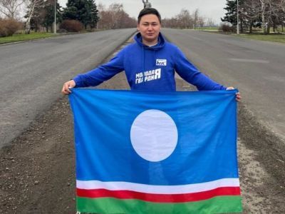 Молодогвардейцы Якутии посетили Мариуполь с гуманитарной миссией