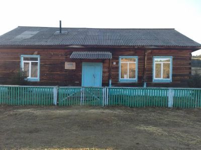 Сельский клуб села Мостовка