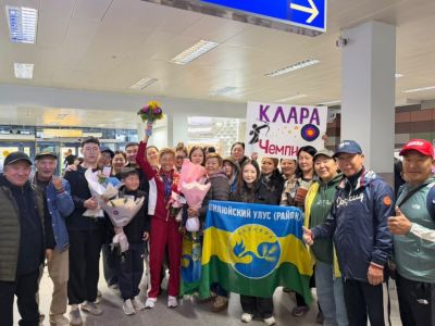 Чемпионку Всемирных игр кочевников встретили в Якутске