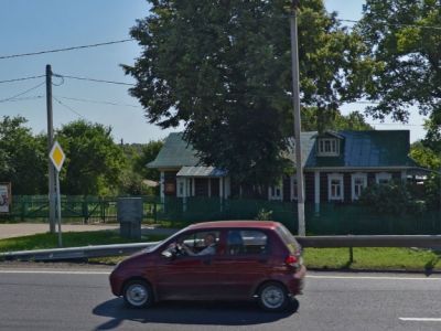 Дом крестьянина Шульгина В.А. (с подворьем), в котором в 9 января 1921 г. Ленин Владимир Ильич беседовал с жителями деревни Горки