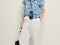 Блузка с коротким рукавом и принтом