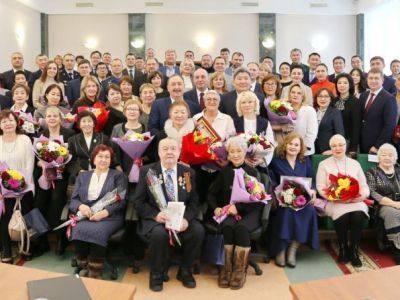 Историю Мирнинского района пишет четвертое поколение