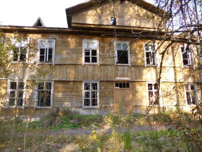 Школа, в которой в 1930-1937 гг. учился Герой Советского Союза Егоров Тимофей Семенович и в 19З4-1937 гг. учился Герой Советского Союза Никандров Василий Никандрович