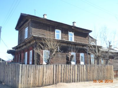 Дом жилой (Дом Рейфовича, где в 1905-1906 гг. размещались типография и редакция газеты «Верхнеудинский листок», которая была запрещена за печатание статей и заметок о первой русской революции)