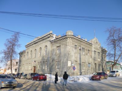 Здание земской управы