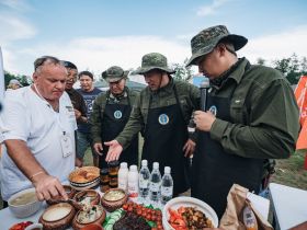 Фоторепортаж с фестиваля-конкурса «Полевая кухня» в Якутске