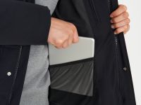 Утепленная куртка с капюшоном