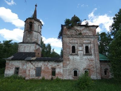 Церковь Никольская на горе Пыскорского монастыря