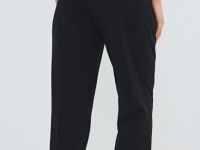 Зауженные книзу брюки, Черный