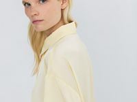 Блузка из сатина, Желтый