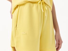 Женские спортивные шорты Lacoste с карманами