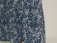 Сарафан с v-образными вырезом