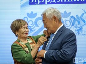 В Якутске отметили 75-летие журналиста Ивана Ксенофонтова