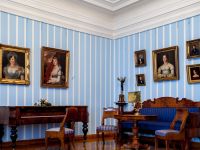 Старинный особняк на Набережной