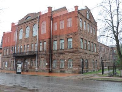 Здание Алексеевского реального училища (арх. К.С.Яроцкий)