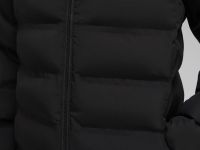 Утепленное пальто с капюшоном