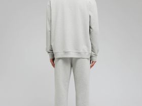 Толстовка на молнии с воротником-стойкой