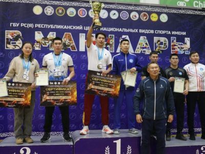 Яков Дмитриев впервые стал чемпионом Якутии по национальному многоборью