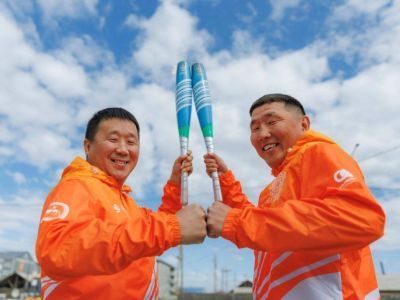 Усть-Алданский район встретил эстафету огня VIII игр «Дети Азии»