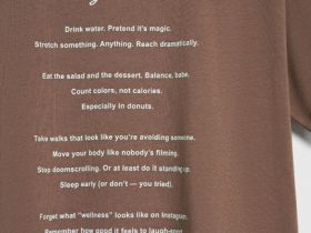 Футболка оверсайз с принтом, Коричневый