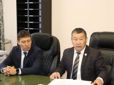 Коллективу Министерства строительства Якутии представили нового руководителя