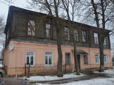 Здание бывшей Свято-Ольгинской церковно-приходской школы