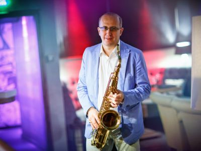 Билеты на Предновогодний саксофон Александра Красоткина (Big Ben) / Концерт | Афиша | ИнфоТаймс