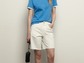 Футболка из хлопка с контрастной окантовкой