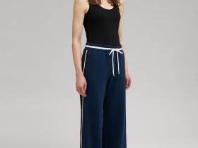 Брюки свободного кроя из футера