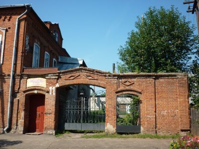 Кирпичные ворота