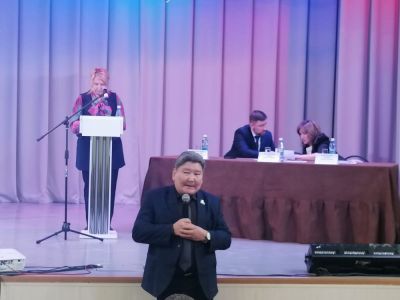 В Чернышевском обсуждали образование, проблему безнадзорных животных и аварийное жилье