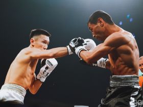 Боксёр из Якутии Михаил Варламов победил в главном бою «Битвы за контракт»