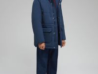 Утепленная куртка с капюшоном