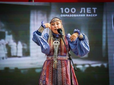 100-летию Якутской АССР посвятили День металлурга на Нежданинском месторождении