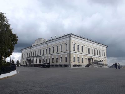 Архиерейский дом