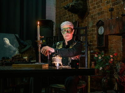 Билеты на Воланд В. В. Сеанс магии (За нарисованным очагом) / Театр | Афиша | ИнфоТаймс