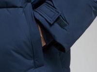 Утепленная куртка со съемным капюшоном