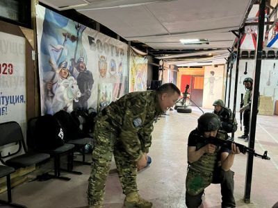 Герой России Александр Колесов проводит уроки мужества для школьников и студентов