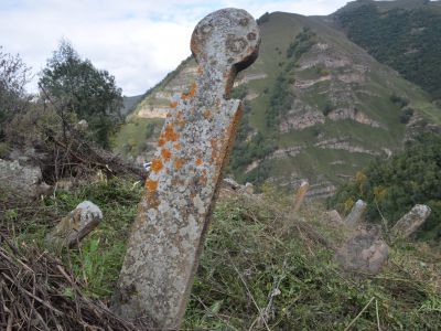 Стела надмогильная