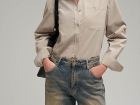 Свободная рубашка из вельвета