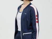 Олимпийка с контрастной отделкой из капсулы ретро