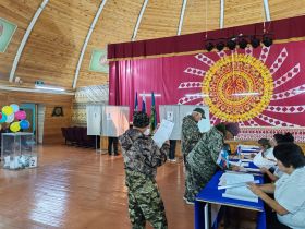 Фотоподборка: как проходит Единый день голосования в Якутии