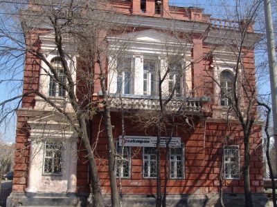 Гос. предприятие по связи и информатике и городской радиоузел, (бывшее первое здание городской телефонной станции)