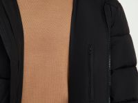 Куртка утепленная с капюшоном